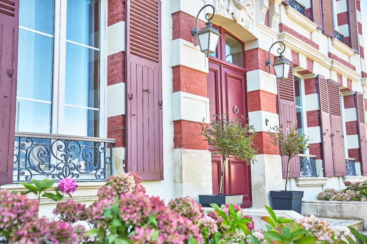 Demeure De Manneville - Spa - 1Km Des Plages De Cabourg Див-сюр-Мер Екстериор снимка